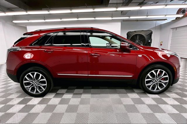 Used 2022 Cadillac XT5 Sportv w/ Platinum Package AWD/4WD image 15