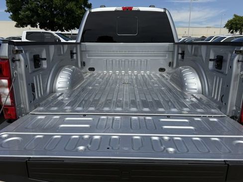 Used 2022 Ford F250 Lariat w/ Lariat Value Package AWD/4WD image 29