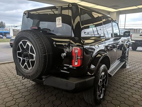 Used 2025 Ford Bronco Outer Banks image 5