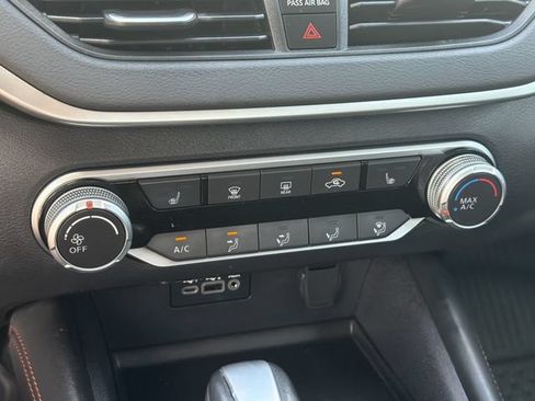 Used 2019 Nissan Altima 2.5 SR w/ SR Premium Package FWD image 31