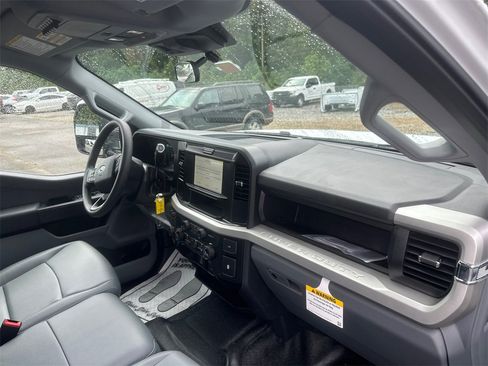 New 2026 Ford F350 XL w/ XL Chrome Package image 12