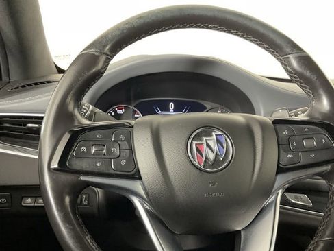 Used 2022 Buick Enclave Premium image 25