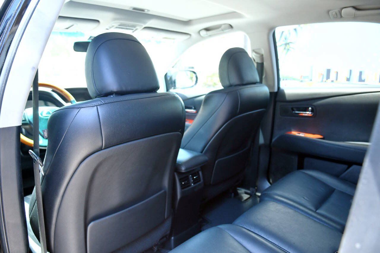Used 2011 Lexus RX 350 2WD w/ Premium Pkg image 19