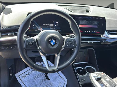 Used 2025 BMW X1 xDrive28i AWD/4WD image 15