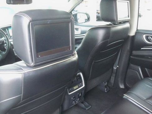 Used 2019 INFINITI QX60 Luxe w/ Essential Package image 6