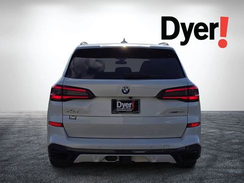 Used 2021 BMW X5 xDrive40i w/ M Sport Package image 5
