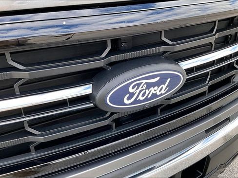 Used 2024 Ford F150 XLT w/ Mobile Office Package image 33