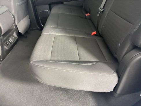 Used 2025 Chevrolet Silverado 1500 LT AWD/4WD image 22