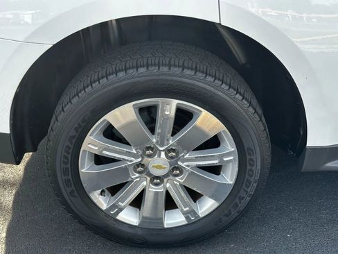 Used 2011 Chevrolet Equinox LT w/ Driver Convenience Package image 21