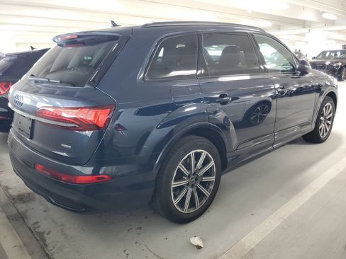 Used 2023 Audi Q7 2.0T Premium Plus w/ Premium Plus Package AWD/4WD image 3