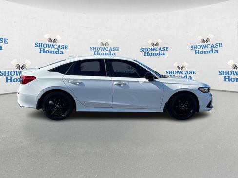 Used 2024 Honda Civic Sport image 9