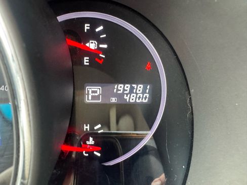 Used 2011 Nissan Murano S image 20