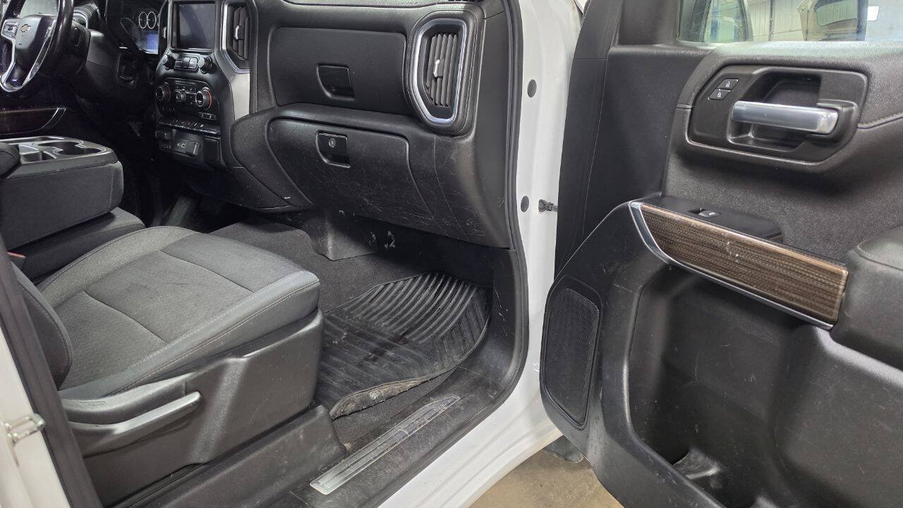 Used 2019 Chevrolet Silverado 1500 LT w/ All-Star Edition AWD/4WD image 16