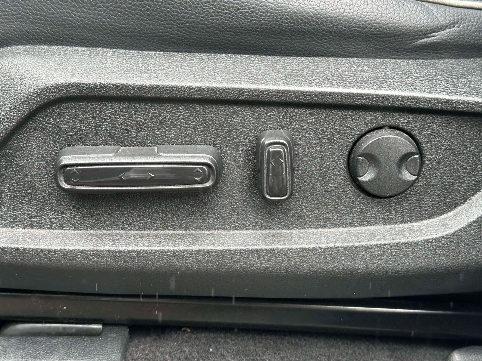 Used 2023 Honda Pilot Elite image 15