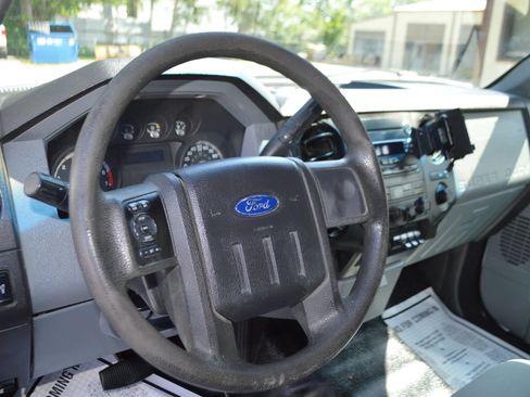 Used 2012 Ford F250 XL w/ PWR Equipment Group AWD/4WD image 20