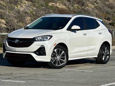 Used 2021 Buick Encore GX Select w/ Advanced Technology Package image 1