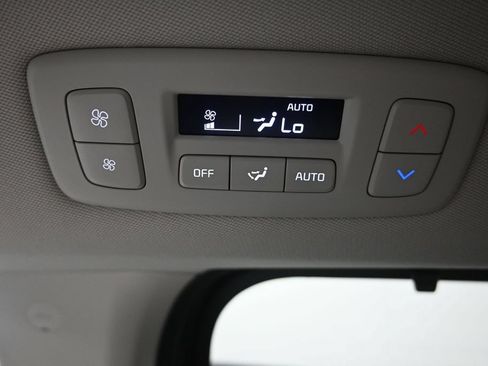 Certified 2026 Kia Carnival SX Prestige FWD image 30