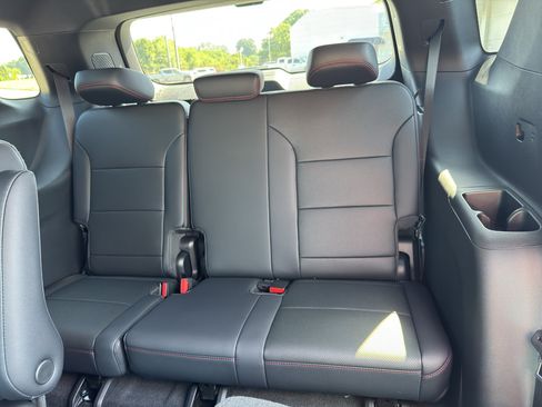 New 2026 Chevrolet Traverse Z71 w/ Enhanced Driving Package AWD/4WD image 25