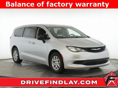 Used 2024 Chrysler Voyager LX image 1