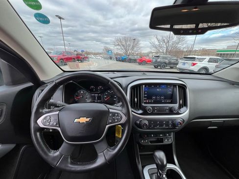 Used 2022 Chevrolet Colorado LT w/ Luxury Package image 35