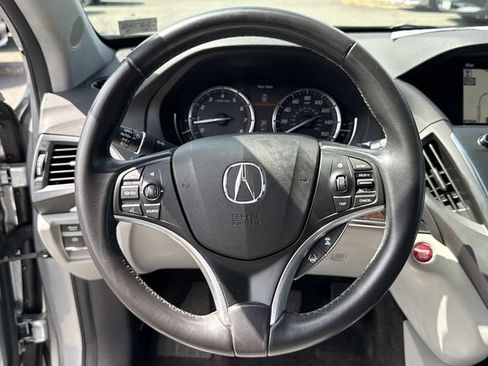Used 2018 Acura MDX w/ Technology Package AWD/4WD image 19