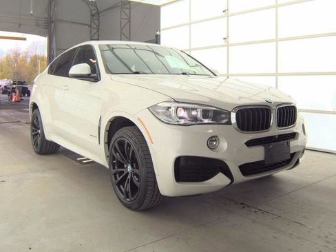 Used 2019 BMW X6 xDrive35i w/ M Sport Package AWD/4WD image 3
