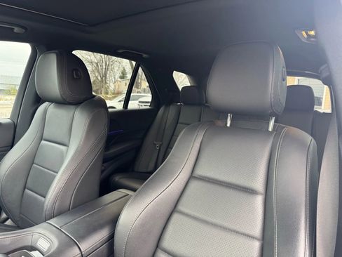 Used 2020 Mercedes-Benz GLE 350 4MATIC w/ Premium Package image 14