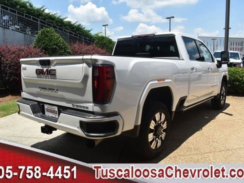Used 2024 GMC Sierra 2500 Denali w/ Denali Reserve Package AWD/4WD image 10