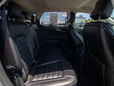 Used 2022 Ford Edge SEL AWD/4WD image 15