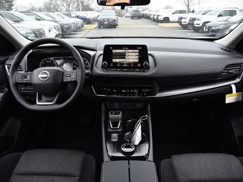 New 2026 Nissan Rogue SV image 8