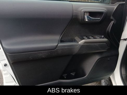 Used 2023 Toyota Tacoma TRD Pro image 12