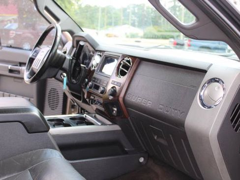 Used 2012 Ford F250 Lariat w/ Chrome Pkg AWD/4WD image 25