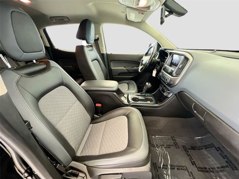 Used 2019 Chevrolet Colorado Z71 AWD/4WD image 26