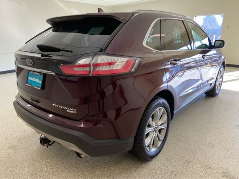 Used 2019 Ford Edge Titanium image 5