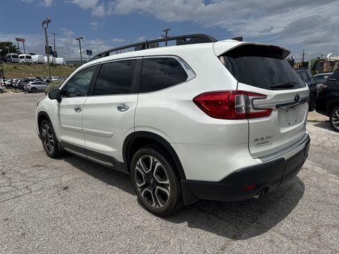 Used 2023 Subaru Ascent Touring AWD/4WD image 10