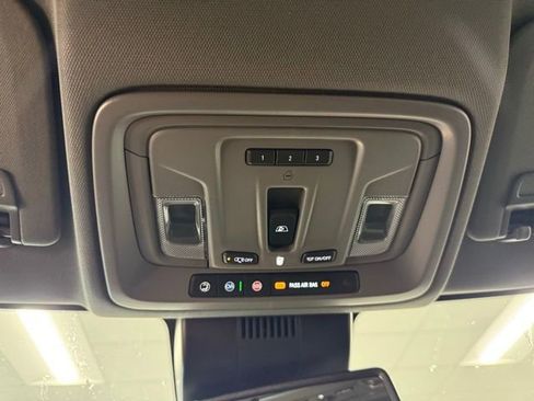 New 2026 GMC Sierra 1500 SLT w/ SLT Premium Plus Package image 19