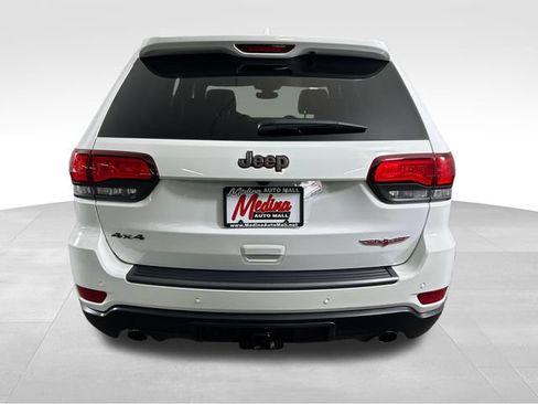 Used 2019 Jeep Grand Cherokee Trailhawk AWD/4WD image 6