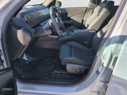 Certified 2025 BMW X3 xDrive30i w/ M Sport Package image 16