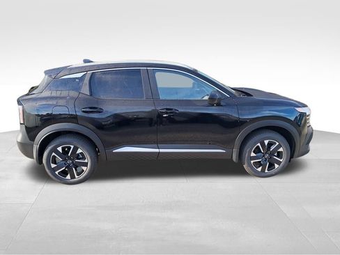 New 2026 Nissan Kicks SV w/ Cold Weather Package image 7