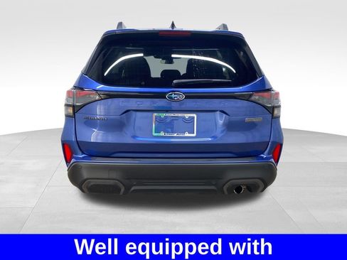 Certified 2025 Subaru Forester Limited AWD/4WD image 3
