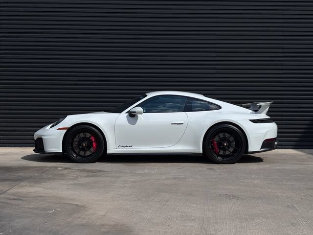 Certified 2025 Porsche 911 Carrera GTS RWD image 2