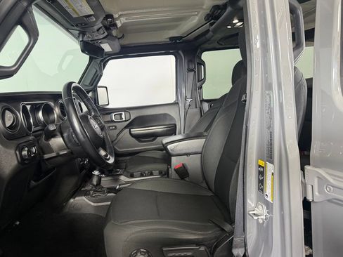 Used 2021 Jeep Wrangler Unlimited Sport AWD/4WD image 25