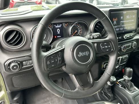 Used 2021 Jeep Wrangler Sport AWD/4WD image 18