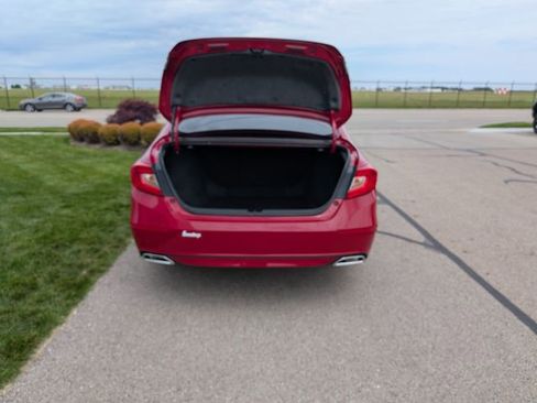 Used 2020 Honda Accord Sport image 8