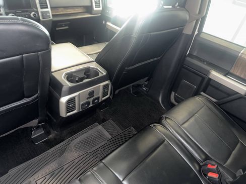 Used 2018 Ford F150 Lariat w/ Equipment Group 502A Luxury AWD/4WD image 37