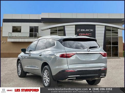 Certified 2024 Buick Enclave Essence AWD/4WD image 4