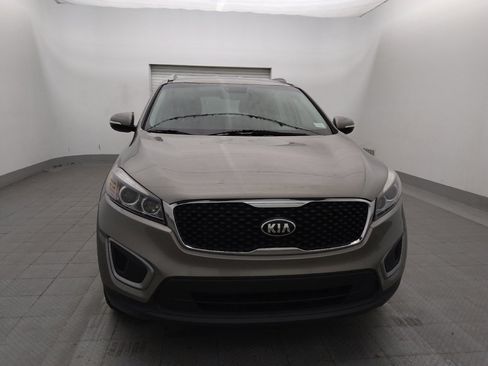 Used 2016 Kia Sorento FWD w/ LX Convenience Package image 14