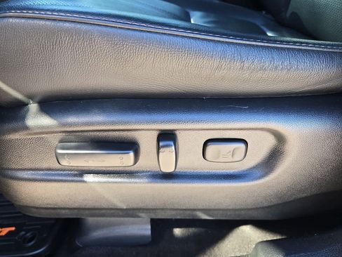 Used 2022 Honda Pilot TrailSport image 16