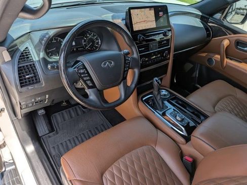 Used 2022 INFINITI QX80 Sensory w/ All-Season Package AWD/4WD image 12