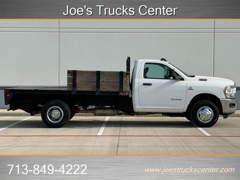 Used 2020 RAM 3500 Tradesman w/ Chrome Appearance Group RWD image 9